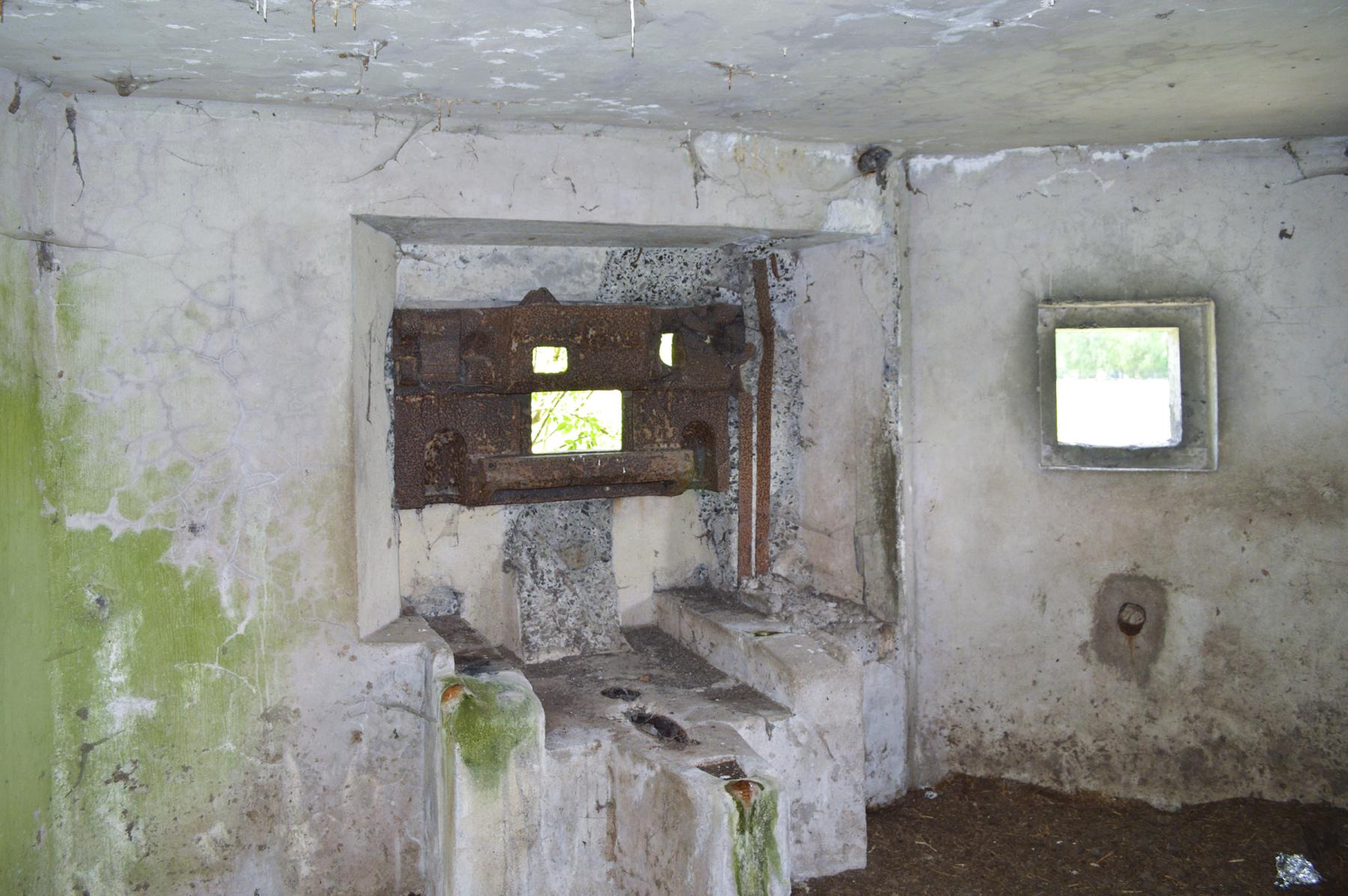 Ligne Maginot - HAUTERIVE EST - (Blockhaus pour canon) -  - ukmaginot