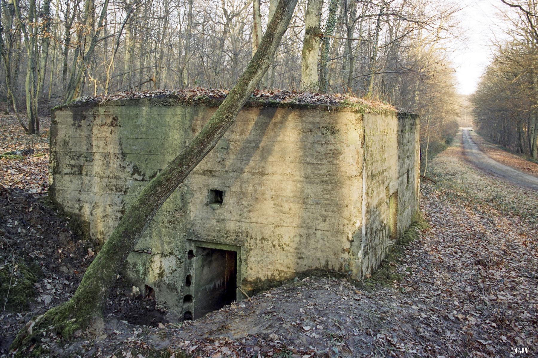 Ligne Maginot - CB277 - IDLINGEN - (Blockhaus pour arme infanterie) -  - Lia VERMEULEN