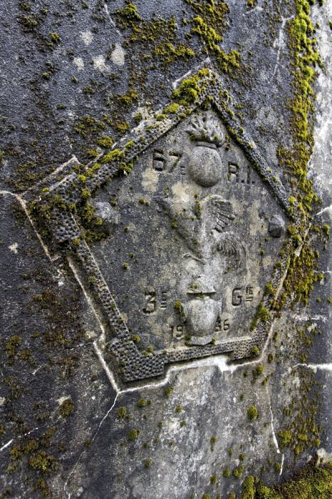Ligne Maginot - MONUMENT DE LA ROUTE STRATéGIQUE - (Divers) - Cartouche du 67° RI - Sébastien COUTEAU