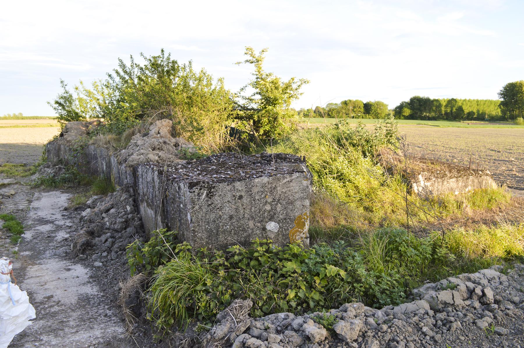 Ligne Maginot - BEF 389 - LA POSTERIE SUD EST - (Blockhaus pour canon) -  - ukmaginot