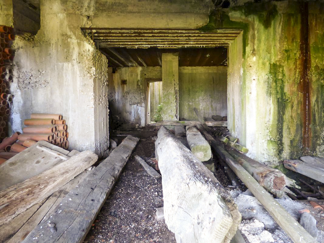 Ligne Maginot - CEZF-10  - FOSSE AU MORTIER NORD - (Casemate d'infanterie - Simple) -  - JMBrams