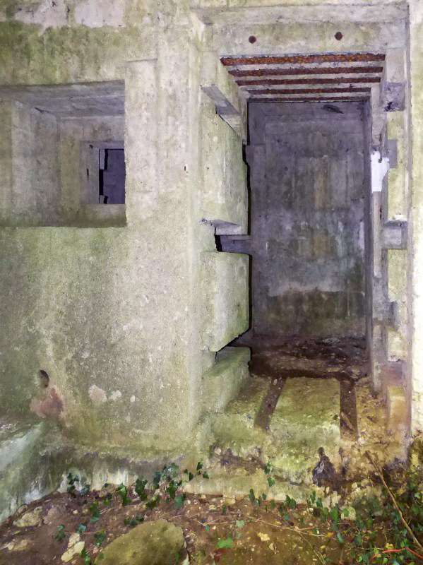 Ligne Maginot - CEZF-11 - BRIQUETERIE OUEST - (Casemate d'infanterie) -  - JMBrams