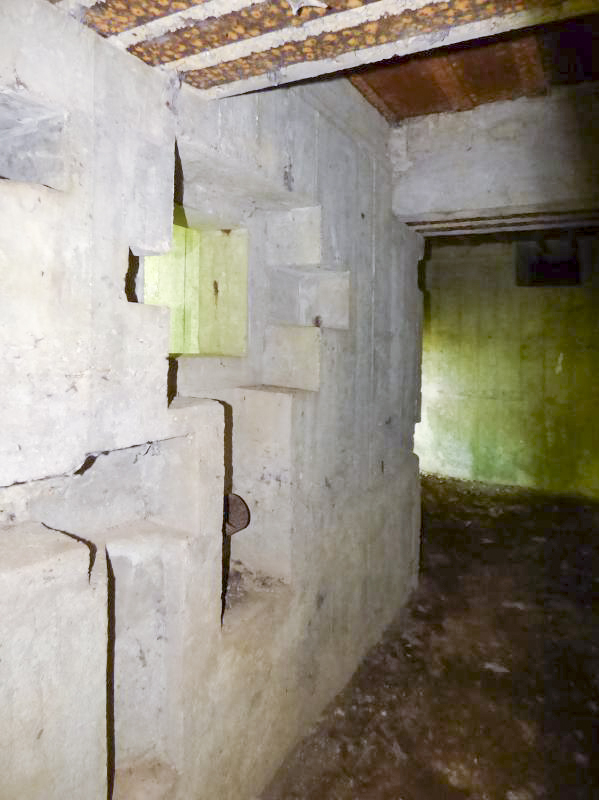 Ligne Maginot - CEZF-11 - BRIQUETERIE OUEST - (Casemate d'infanterie) -  - JMBrams