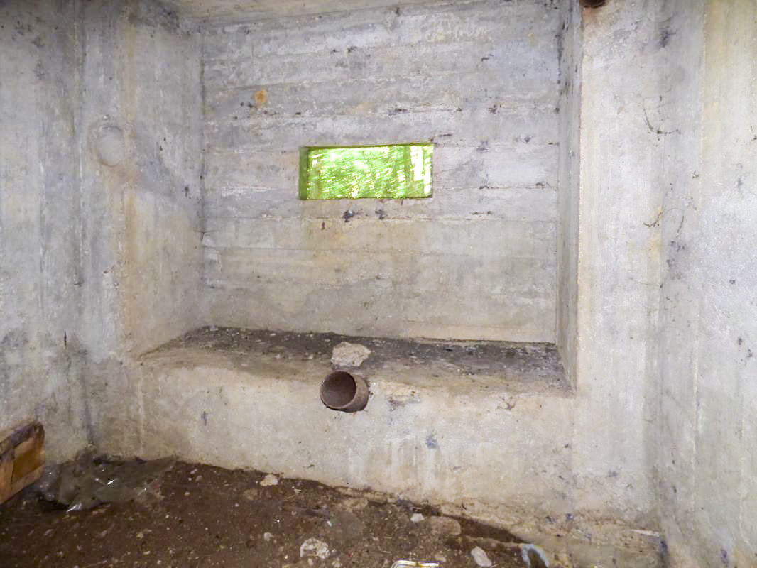 Ligne Maginot - CEZF-11 - BRIQUETERIE OUEST - (Casemate d'infanterie) -  - JMBrams
