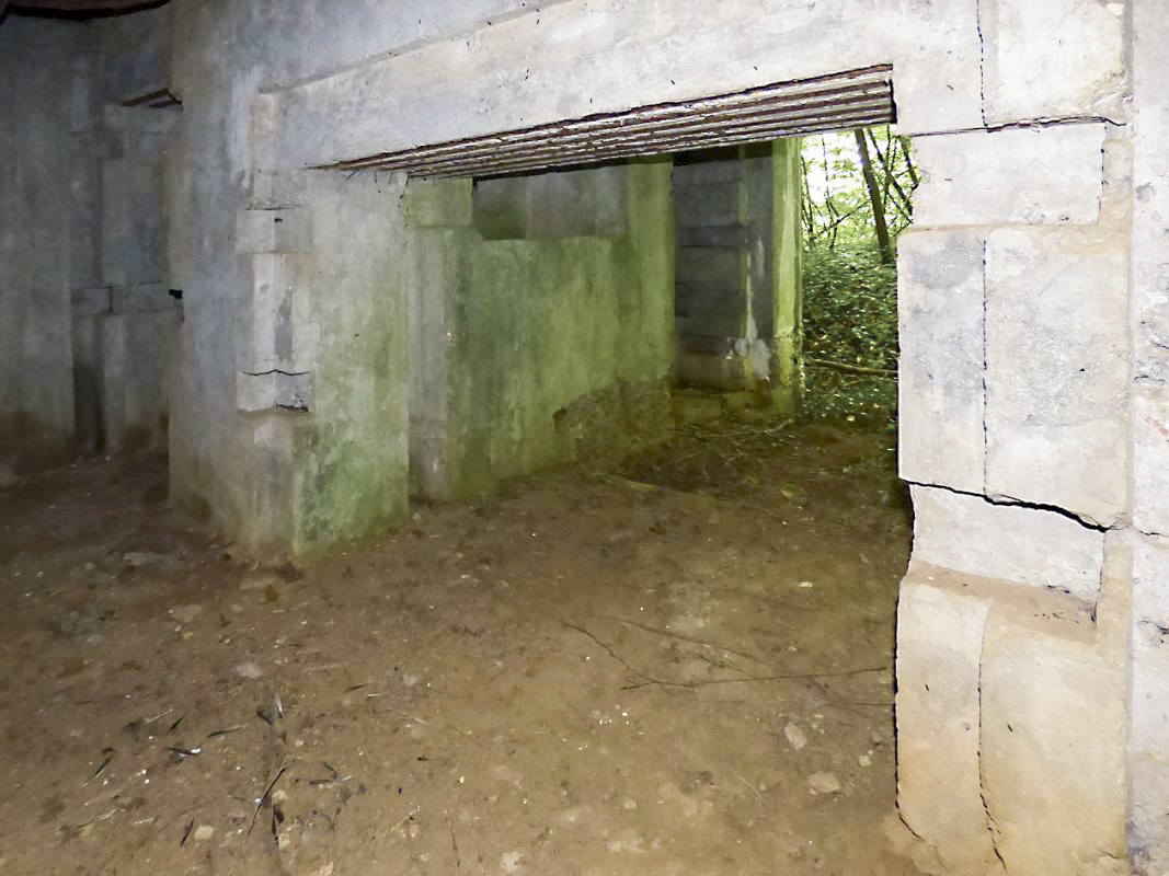 Ligne Maginot - CEZF-10BIS - BOIS DE BELLE-CORRE - (Casemate d'infanterie - Simple) -  - JMBrams