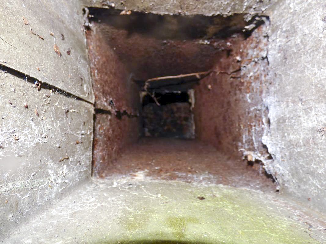 Ligne Maginot - BB30-B - BARRAGE OUEST - (Blockhaus pour arme infanterie) - Cheminée - JMBrams