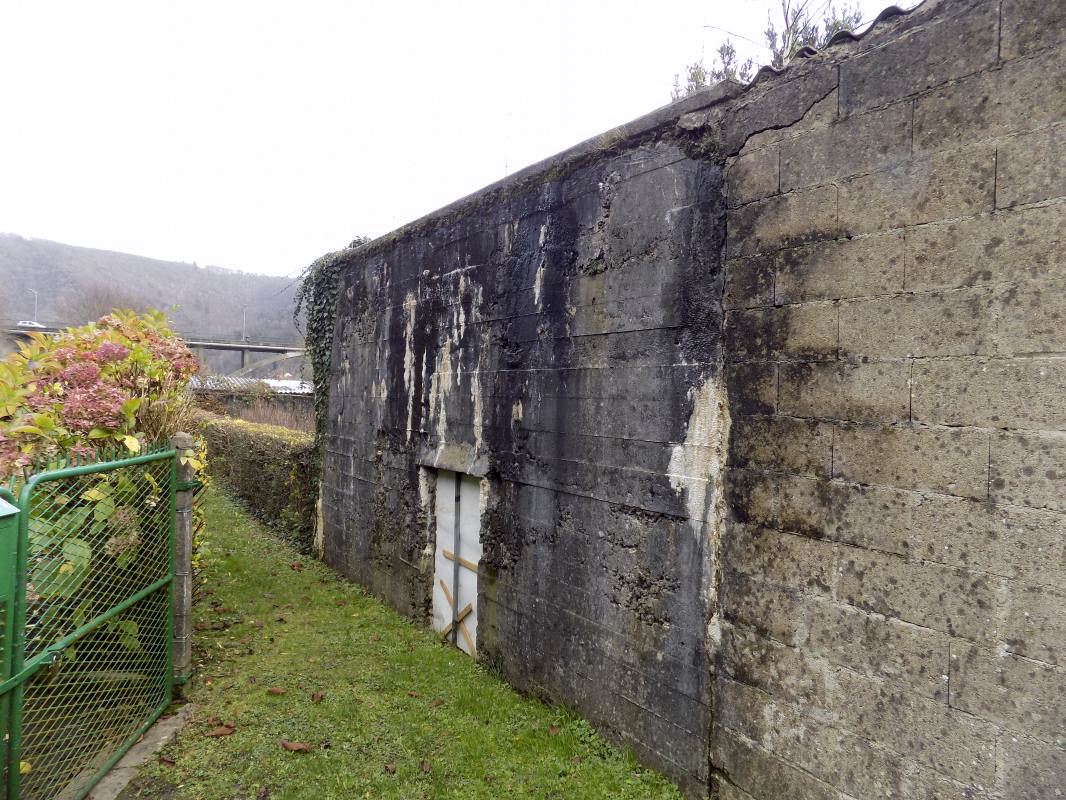 Ligne Maginot - BB37-A - DEVANT REVIN - (Blockhaus de type indéterminé) - L'entrée - R Tucker