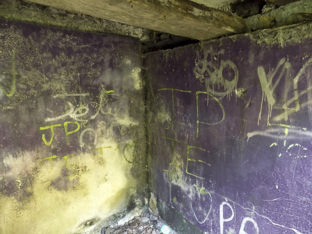 Ligne Maginot - Blockhaus Bb39-C - La PILLE - Faces droite et l'arrière - R Tucker