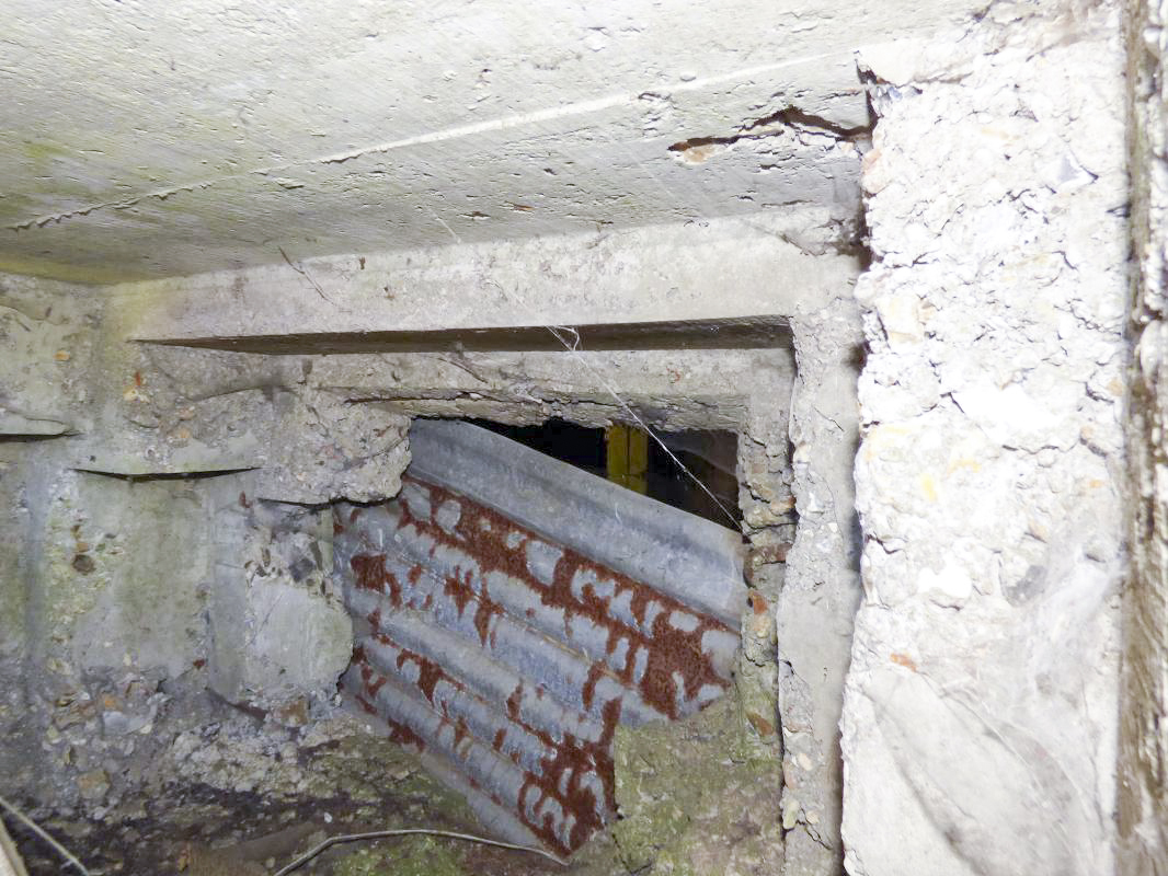 Ligne Maginot - CEZF-13 - LES ORMES - (Casemate d'infanterie - Simple) -  - JMBrams