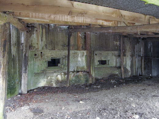 Ligne Maginot - CEZF-15 - CIMETIERE DE MONTIGNY - (Casemate d'infanterie - Double) -  - AALMA - www.lignemaginot.com