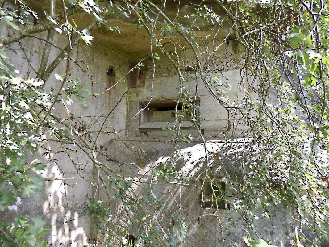 Ligne Maginot - CEZF-16 - POIX TERRON EST - (Casemate d'infanterie - Double) -  - JMBrams