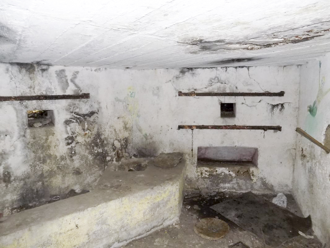 Ligne Maginot - BB52 - MAIRUPT - (Blockhaus pour canon) - Faces frontale, créneau FM et droite, créneau Hotchkiss - R Tucker