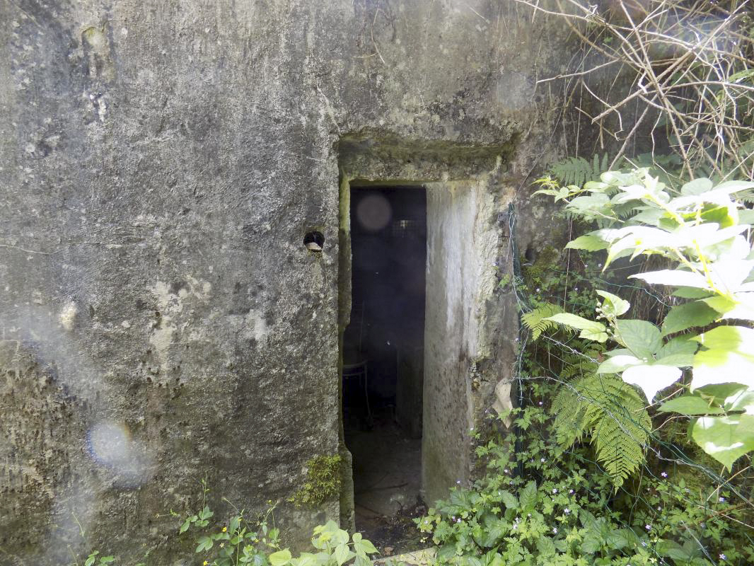 Ligne Maginot - BB60-C - ECLUSE DE BOGNY - (Blockhaus pour arme infanterie) - Entrée hommes, étroite(!). - R Tucker