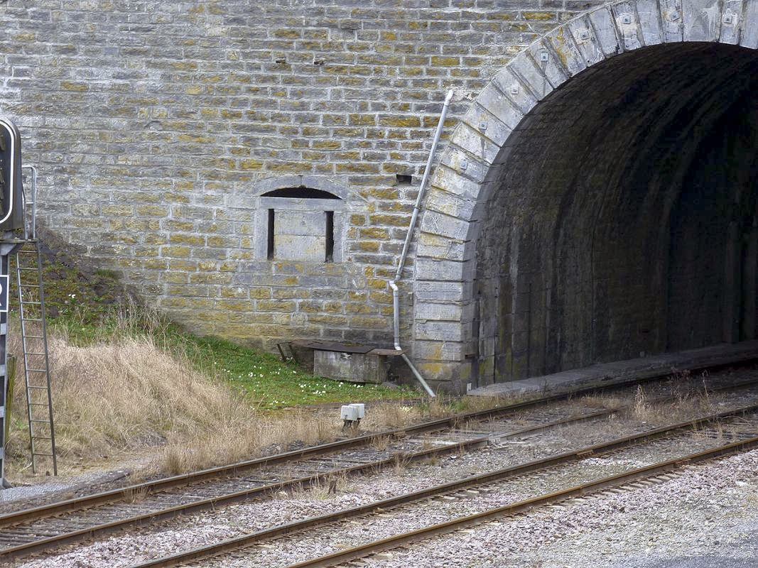 Ligne Maginot - TUNNEL DE GIVET - (Blockhaus pour arme infanterie) -  - JMBrams