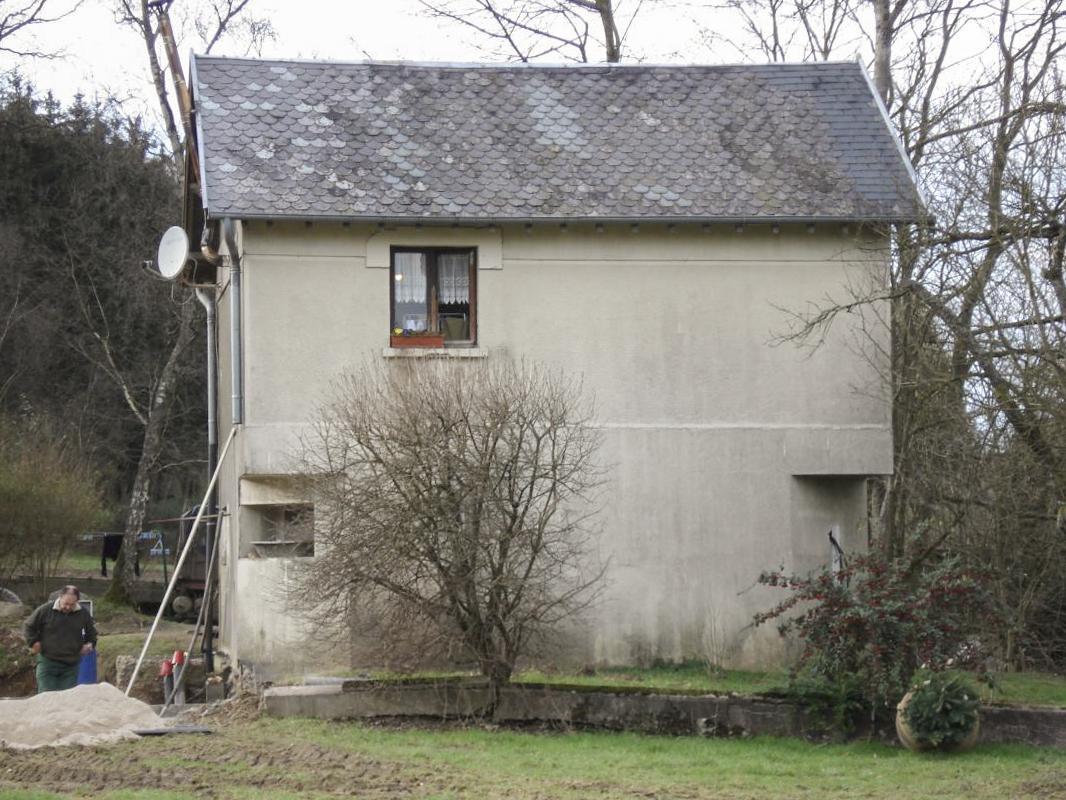 Ligne Maginot - MF5 - E - ROGISSART - (Poste GRM - Maison Forte) - Photos autorisées par le propriétaire de la maison - R Tucker