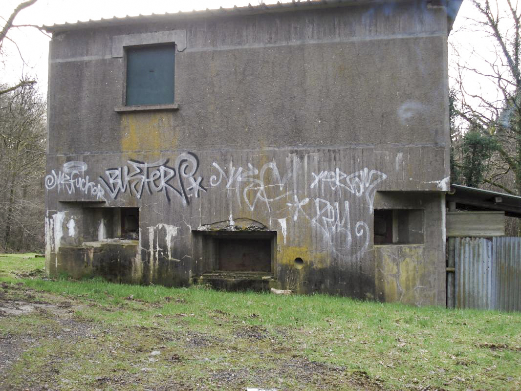 MF4 - D - GESPUNSART - (Poste GRM - Maison Forte)