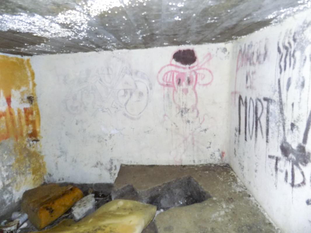 Ligne Maginot - Blockhaus Bb63 - DEVANT JOIGNY - Face droite - R Tucker