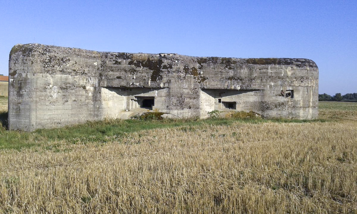 Ligne Maginot - CEZF-1 - FERME SAINT JEAN - (Casemate d'infanterie - Double) -  - Titi57