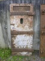 Ligne Maginot - DAMBACH EGLISE - (Blockhaus pour arme infanterie) - Porte blindé déposé sur le mur de l'enceinte de l'église