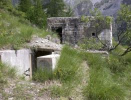 Ligne Maginot - SAINT DALMAS LE SELVAGE (SD) - (Ouvrage d'infanterie) - Bloc 2
Vu du bloc 3 