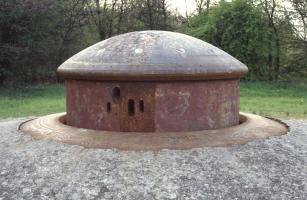 Ligne Maginot - BAMBESCH - A35 - (Ouvrage d'infanterie) - Bloc 1
Tourelle de mitrailleuses