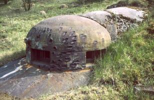 Ligne Maginot - LAUDREFANG - A37 - (Ouvrage d'infanterie) - Bloc 2
La cloche GFM marquée par les tirs allemands