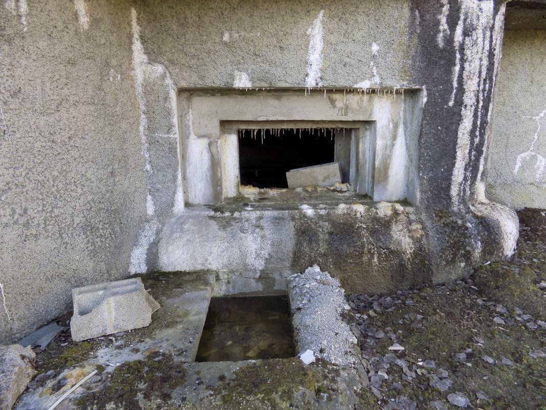 Ligne Maginot - A71 - VILLERS SEMEUSE - (Casemate d'infanterie - Simple) - Créneau AC - R Tucker