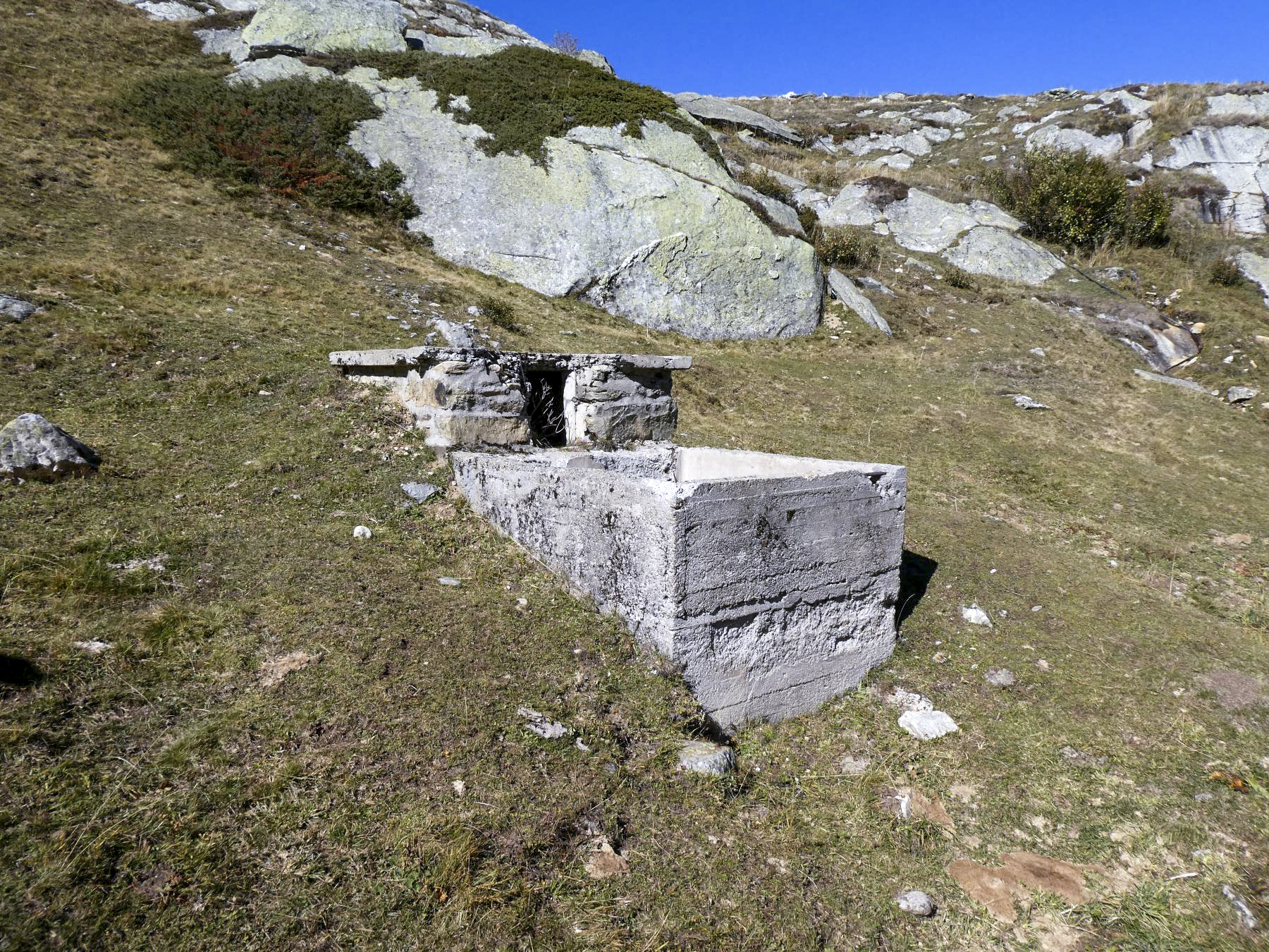 Ligne Maginot - SELOGES - (Casernement) - Captage de source - ELLENA Daniel - CUNY Philippe