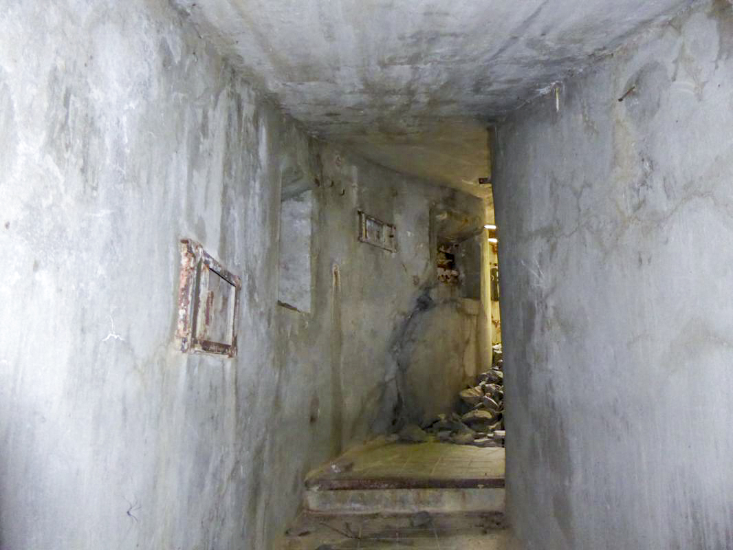 Ligne Maginot - LE PRA (LP)  - (AVANT POSTE) - (Ouvrage d'infanterie) - Bloc 1
Créneaux de galerie - ELLENA-CUNY