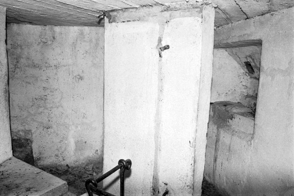 Ligne Maginot - CONCHETAS - CONQUET (OC) - (Ouvrage d'infanterie) - Bloc 6
Créneau FM - LOVINY Alain
