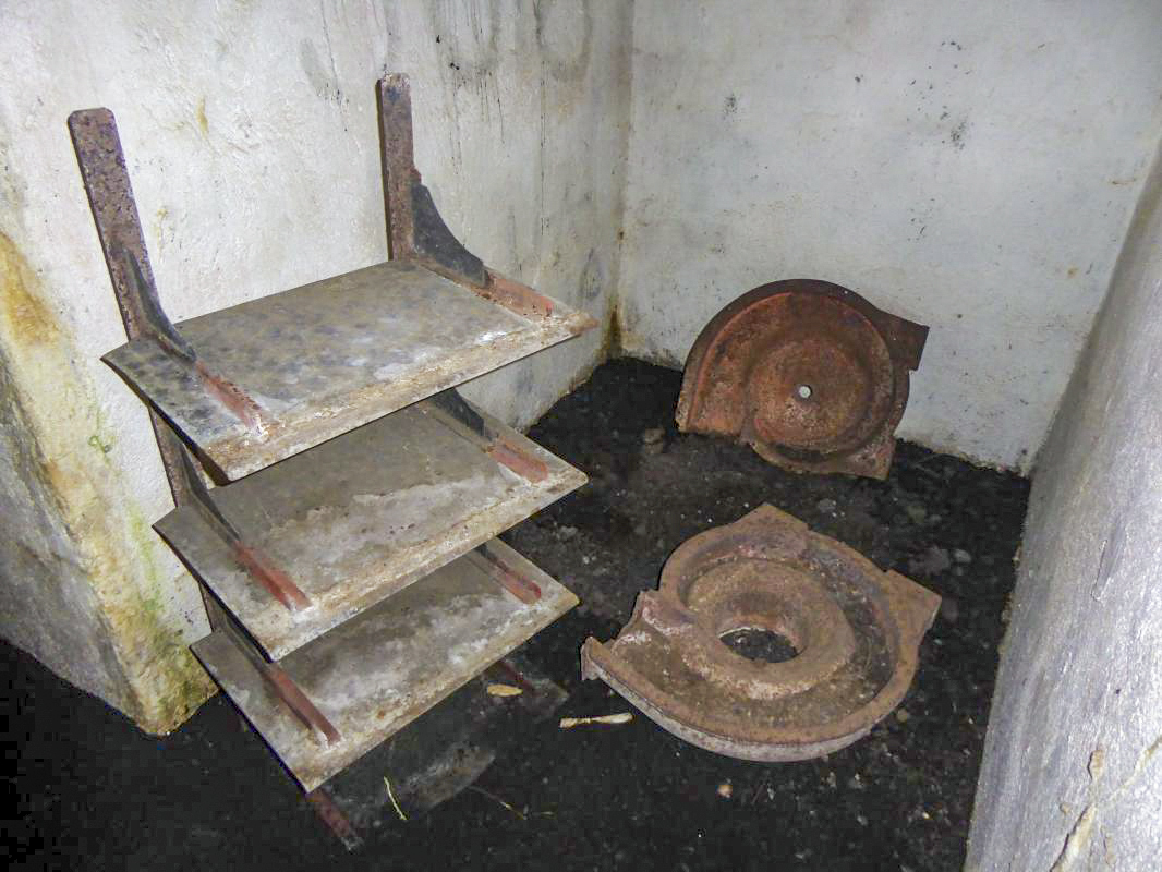 Ligne Maginot - CONCHETAS - CONQUET (OC) - (Ouvrage d'infanterie) - Bloc 7
Intérieur - ELLENA-CUNY