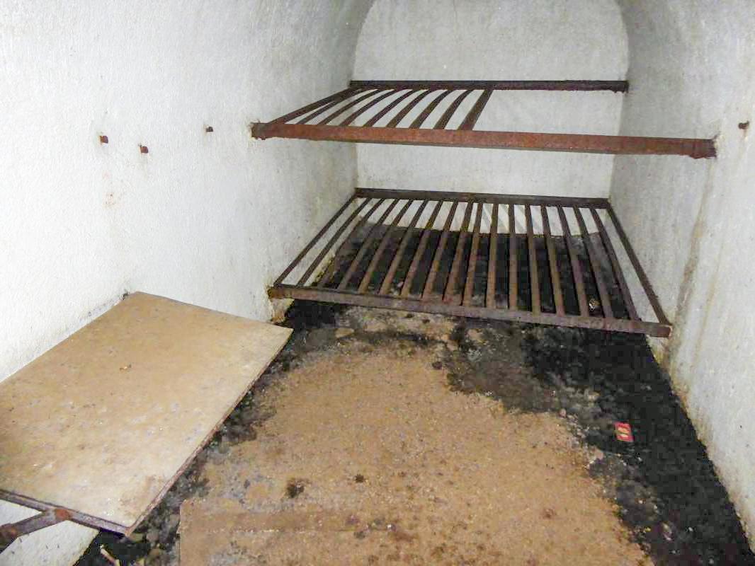Ligne Maginot - CONCHETAS - CONQUET (OC) - (Ouvrage d'infanterie) - Chambrée 1 - ELLENA-CUNY