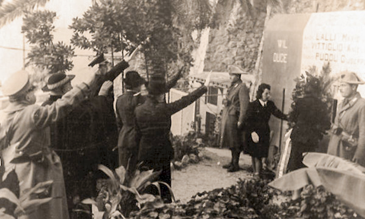 Ligne Maginot - PONT SAINT LOUIS (BARRAGE RAPIDE) - (Blockhaus pour canon) - Cérémonie au pont saint louis en présence  des familles des soldats italiens entre autre celles de Mario Lalli - Inconnu