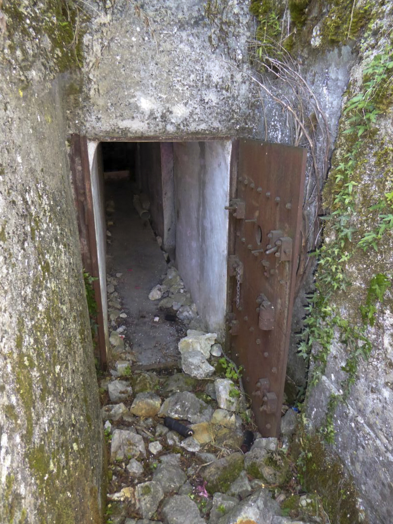 Ligne Maginot - CASTES RUINES (CR) - (Ouvrage d'infanterie) - Bloc 1 - ELLENA-CUNY