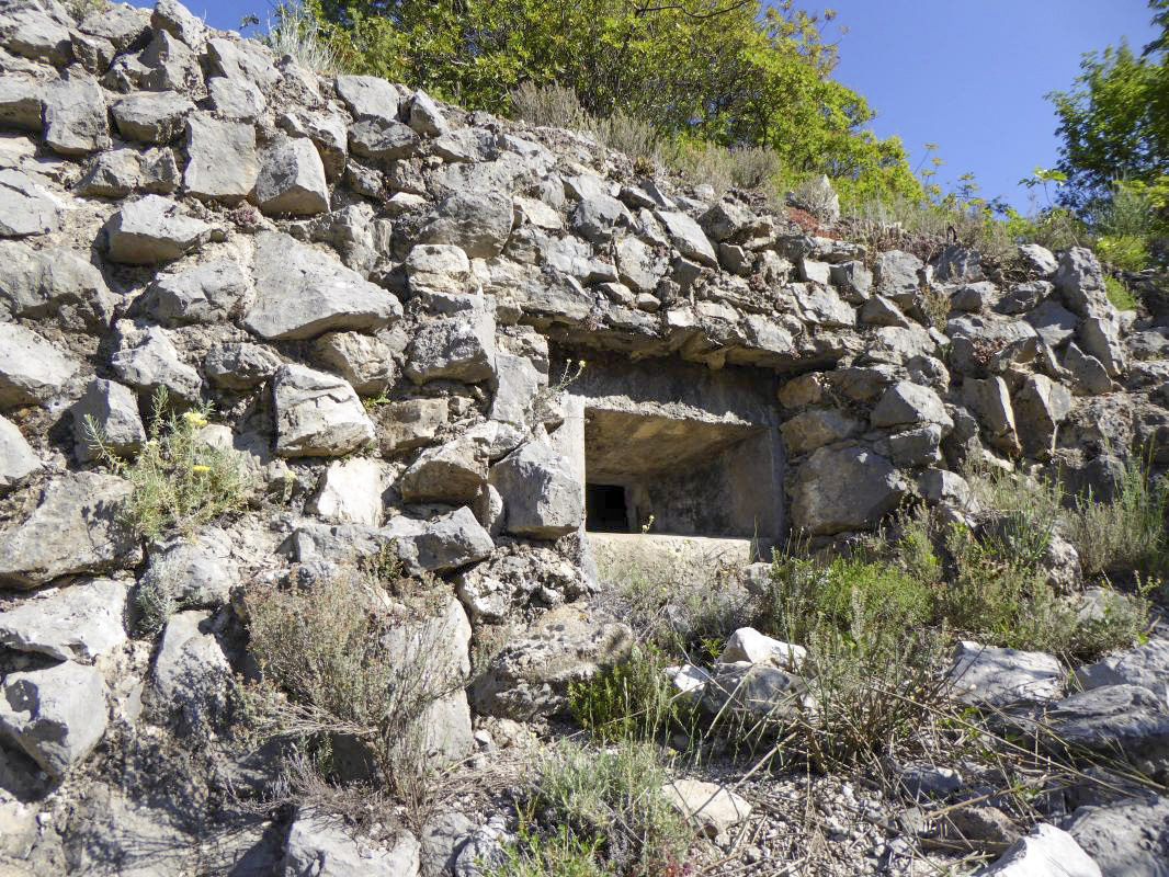 Ligne Maginot - CASTES RUINES (CR) - (Ouvrage d'infanterie) - Bloc 4 - ELLENA-CUNY