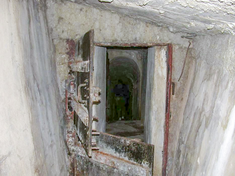 Ligne Maginot - SAINT DALMAS LE SELVAGE (SD) - (Ouvrage d'infanterie) - Bloc 1
La porte d'accès à l'ouvrage - ZEIG Marc