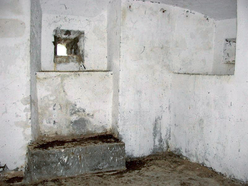 Ligne Maginot - SAINT DALMAS LE SELVAGE (SD) - (Ouvrage d'infanterie) - Bloc 2
La chambre de tir - ZEIG Marc