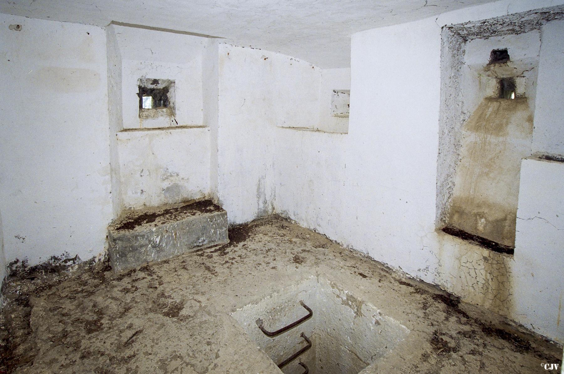 Ligne Maginot - SAINT DALMAS LE SELVAGE (SD) - (Ouvrage d'infanterie) - Bloc 2 - Lia VERMEULEN