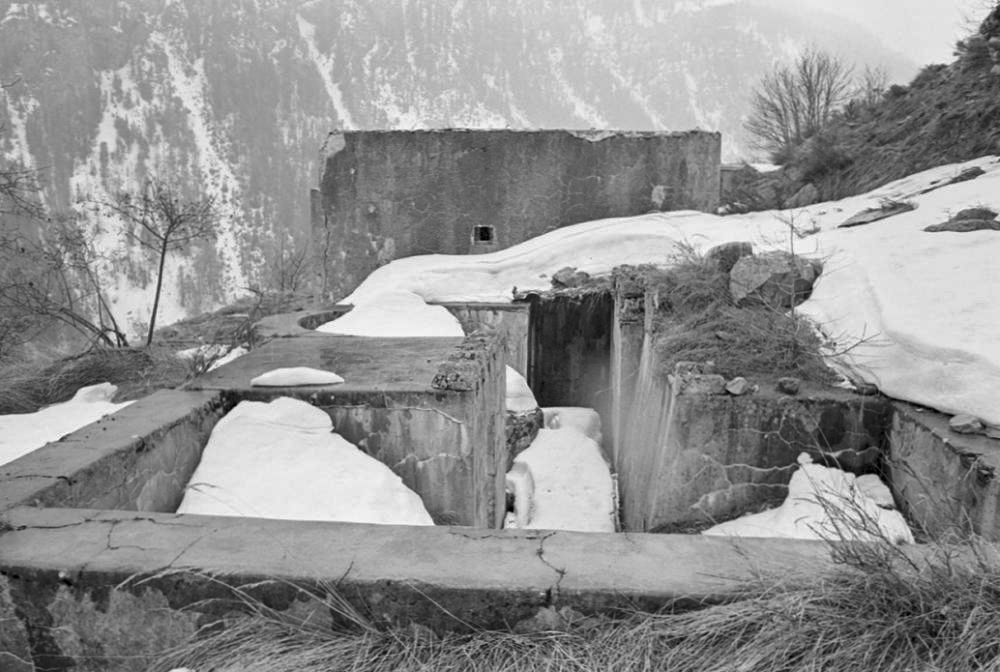 Ligne Maginot - Saint Dalmas le Selvage - Bloc 2 et cuve pour mortier - LOVINY Alain