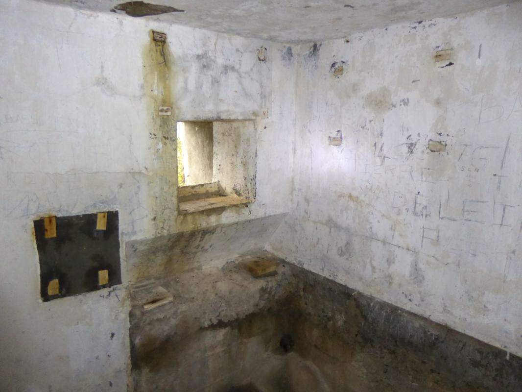 Ligne Maginot - SAINT DALMAS LE SELVAGE (SD) - (Ouvrage d'infanterie) - Bloc 4 - ELLENA-CUNY