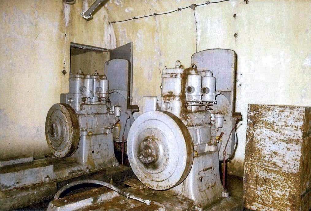 Ligne Maginot - CAVE A CANON - (Ouvrage d'infanterie) - Moteur CLM - Jean-Bernard Wahl