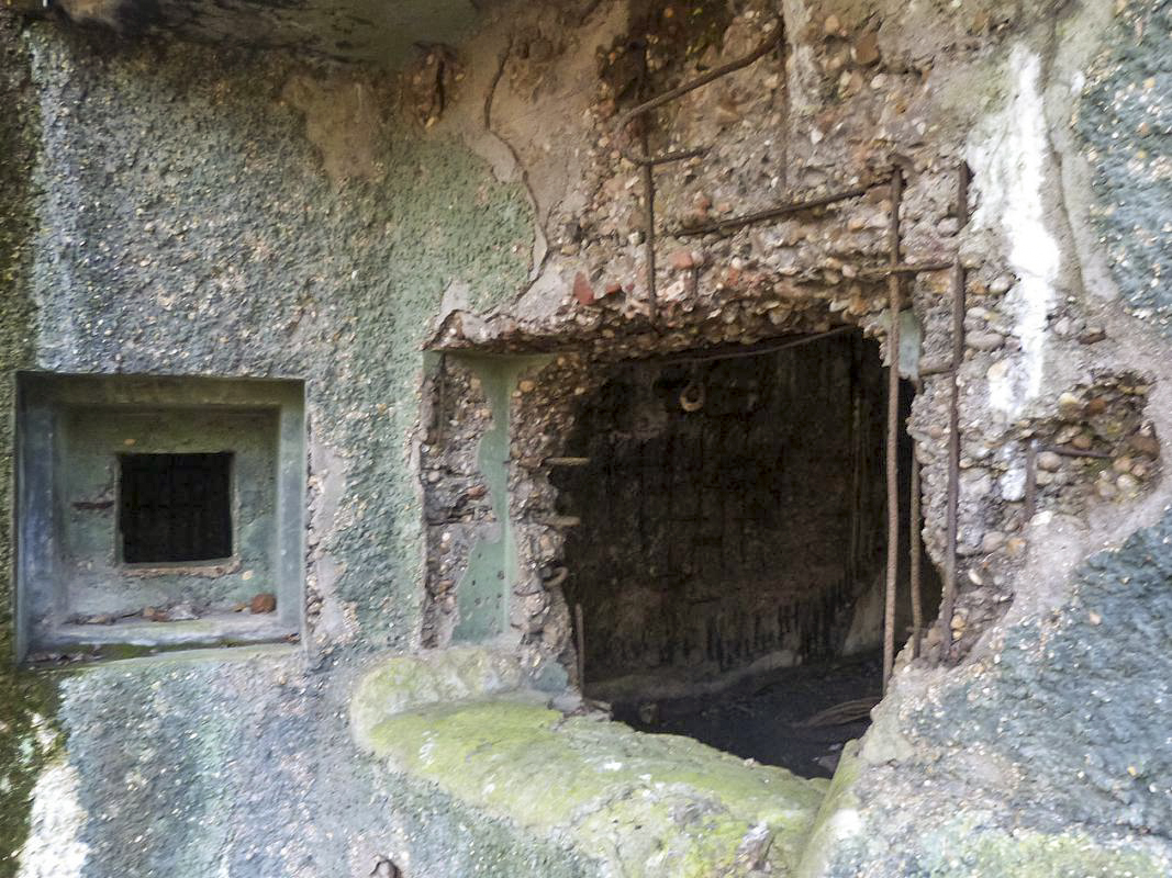 Ligne Maginot - A74 - FLIZE-CHARLEMAGNE - (Casemate d'artillerie) -  - JMBrams