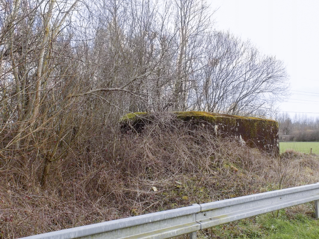 Ligne Maginot - BB77-D - LE LINHAT NORD - (Blockhaus pour arme infanterie) - Vue du nord-ouest - R Tucker