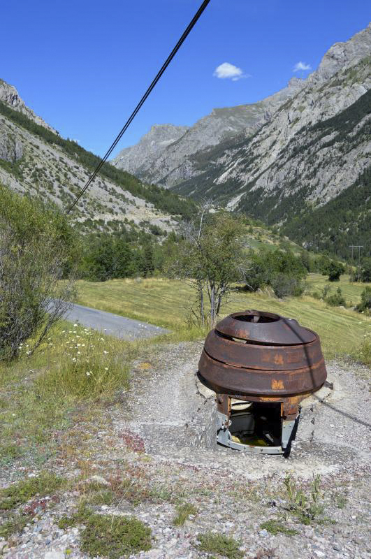 Ligne Maginot - CHATELET (TD N° 564) - (Cuve pour arme d'infanterie) -  - Michal Prasil