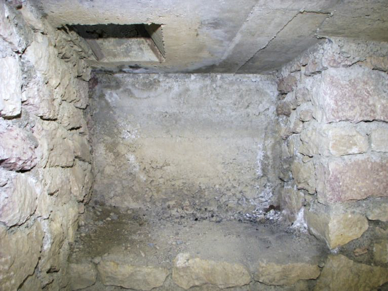 Ligne Maginot - CHATELET (TD N° 564) - (Cuve pour arme d'infanterie) - L'intérieur du blockhaus - ARMAND Patrick
