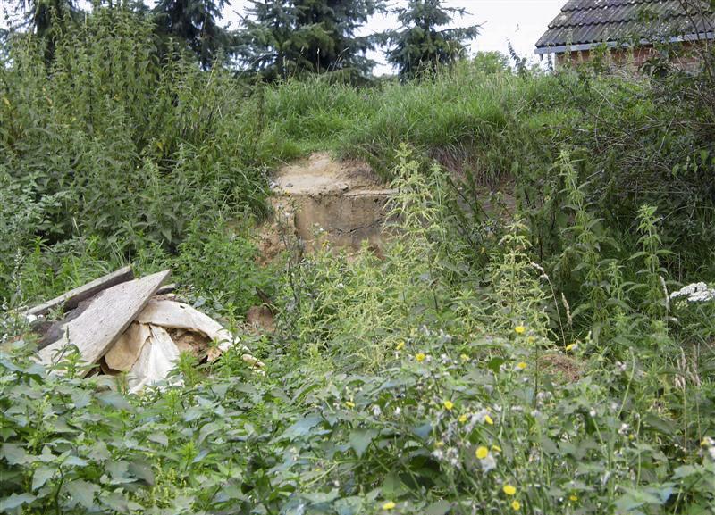 Ligne Maginot - 22A - BREVILLY SUD - (Blockhaus pour arme infanterie) - Le bloc est situé dans une propriété privée - Jean-Louis AUBLET & Sylvie MAINGUIN