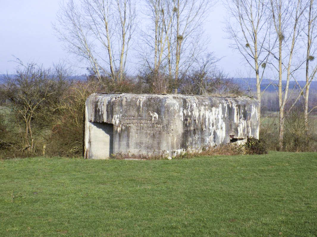 Ligne Maginot - A94 - BRUNCENT - (Blockhaus lourd type STG / STG-FCR - Simple) - Pris du sud - R Tucker