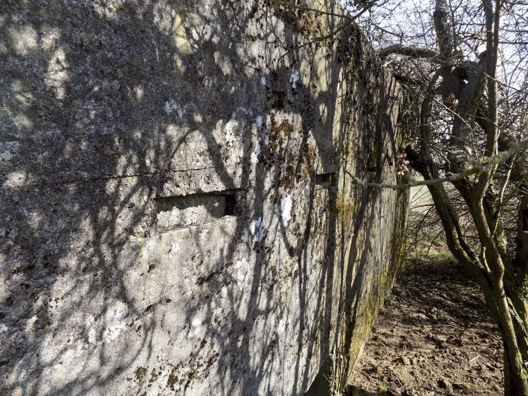 Ligne Maginot - EUILLY SUD - (Blockhaus pour canon) - Face droite - R Tucker