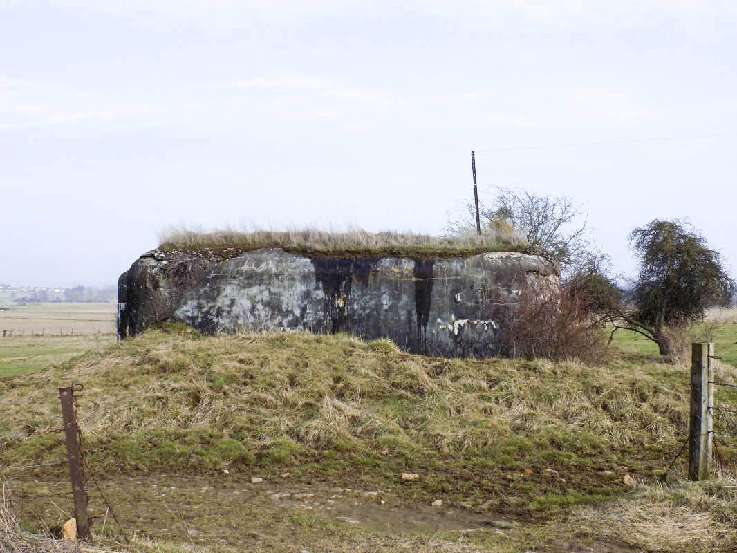 Ligne Maginot - A97 - EPINETTE - (Blockhaus lourd type STG / STG-FCR - Simple) - Face gauche - R Tucker