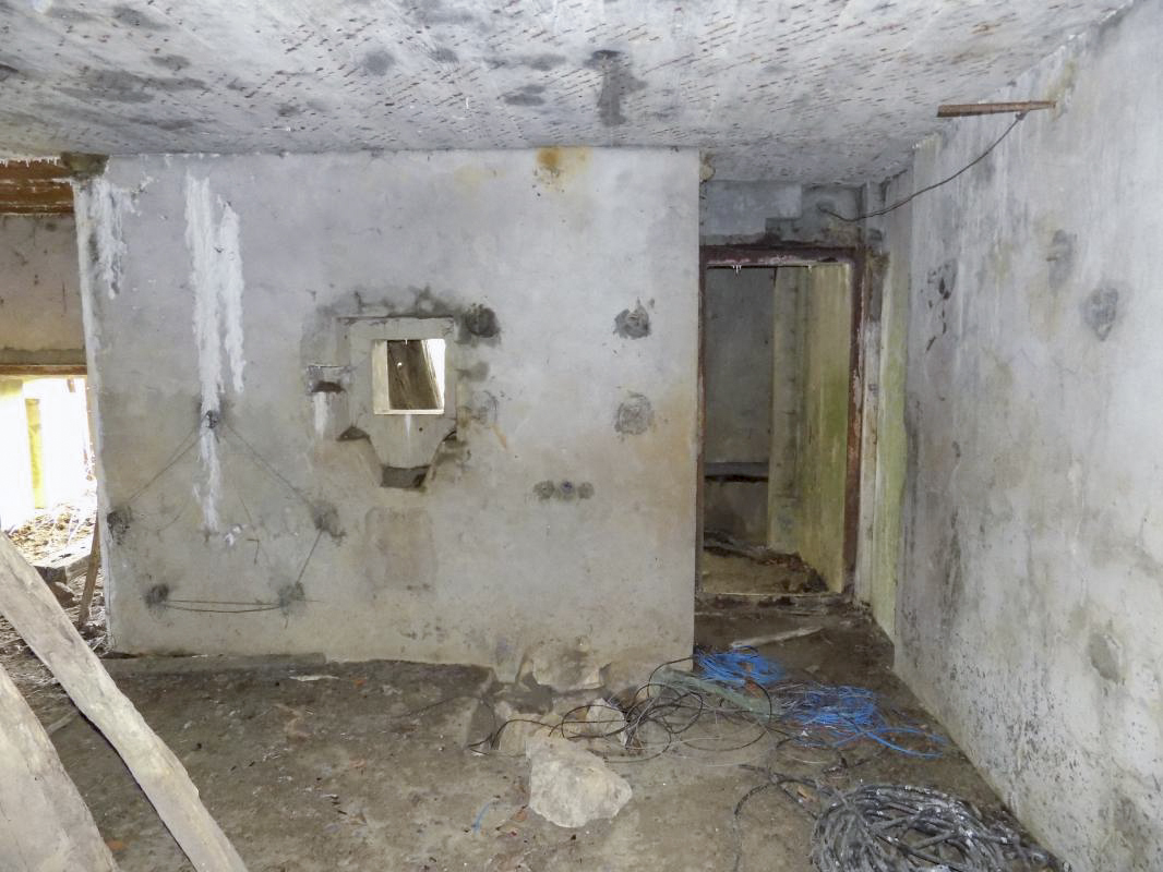 Ligne Maginot - A97 - EPINETTE - (Blockhaus lourd type STG / STG-FCR - Simple) - Créneau FM et les entrées - R Tucker